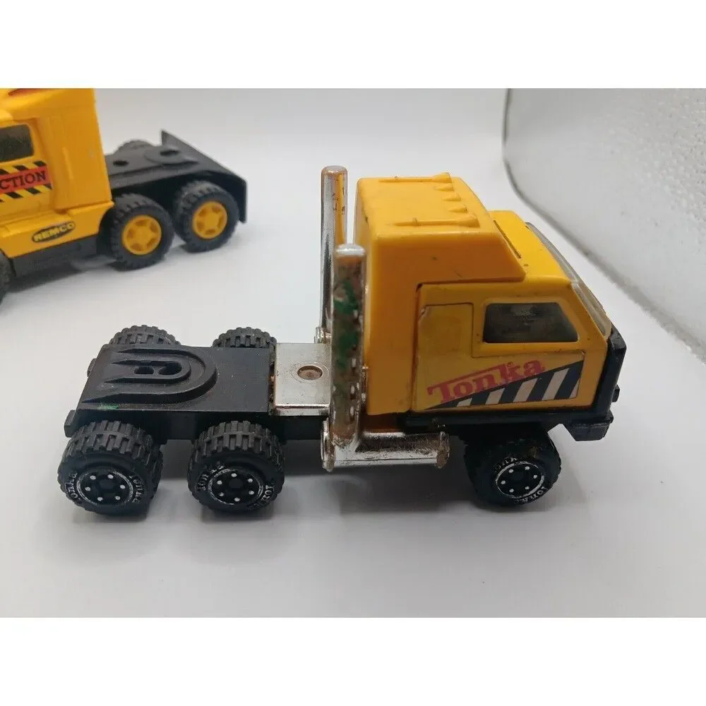 Lot Of 4 Toy Truck Cabs 3 Vintage TONKA TRUCK Cabs For Semi + 1989 Remco Truck